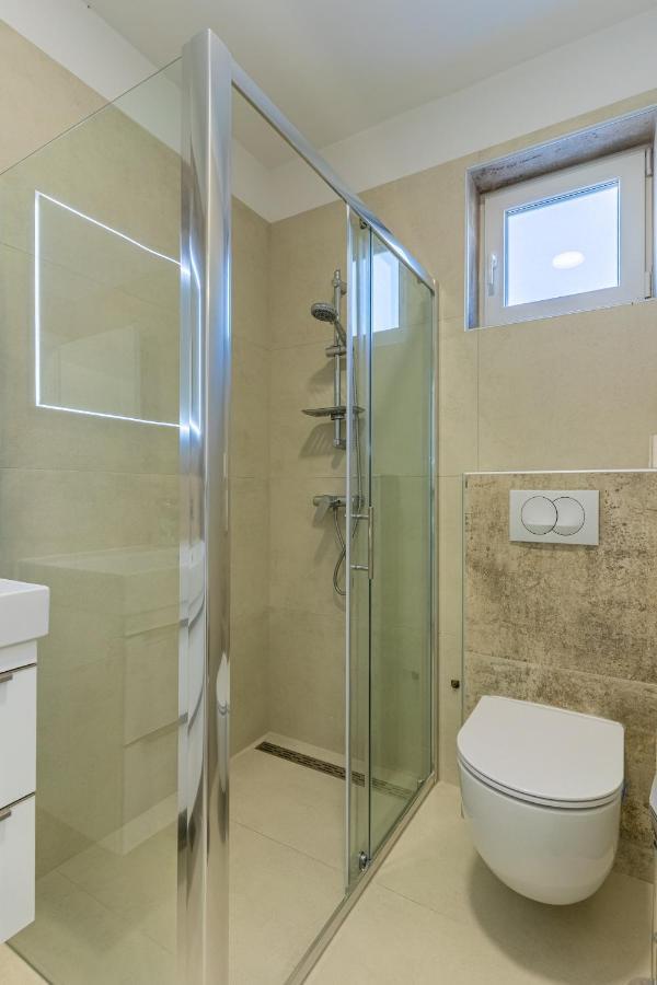 Apartman Vischetti Cres Exteriör bild