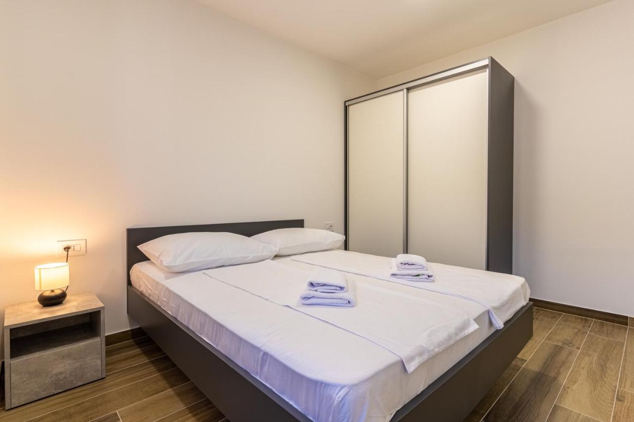 Apartman Vischetti Cres Exteriör bild