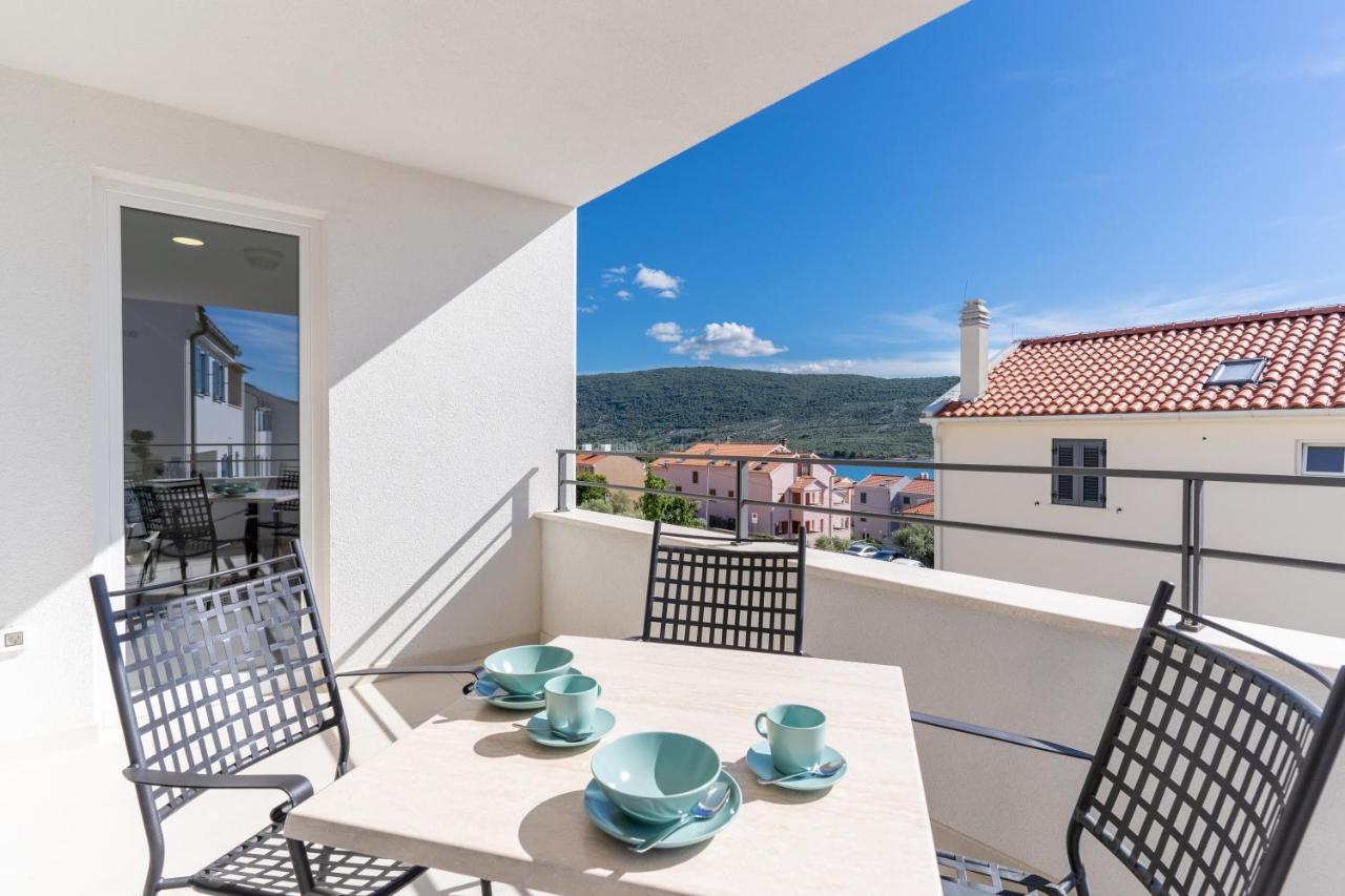 Apartman Vischetti Cres Exteriör bild