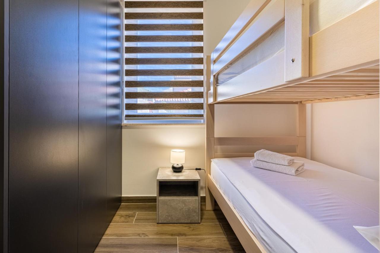 Apartman Vischetti Cres Exteriör bild
